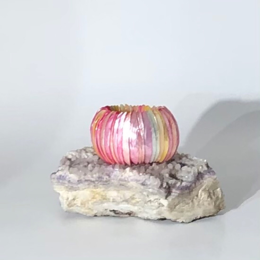 Sea Shell Stretch Pink, Yellow & Ivory Bracelet - Picture 2 of 6